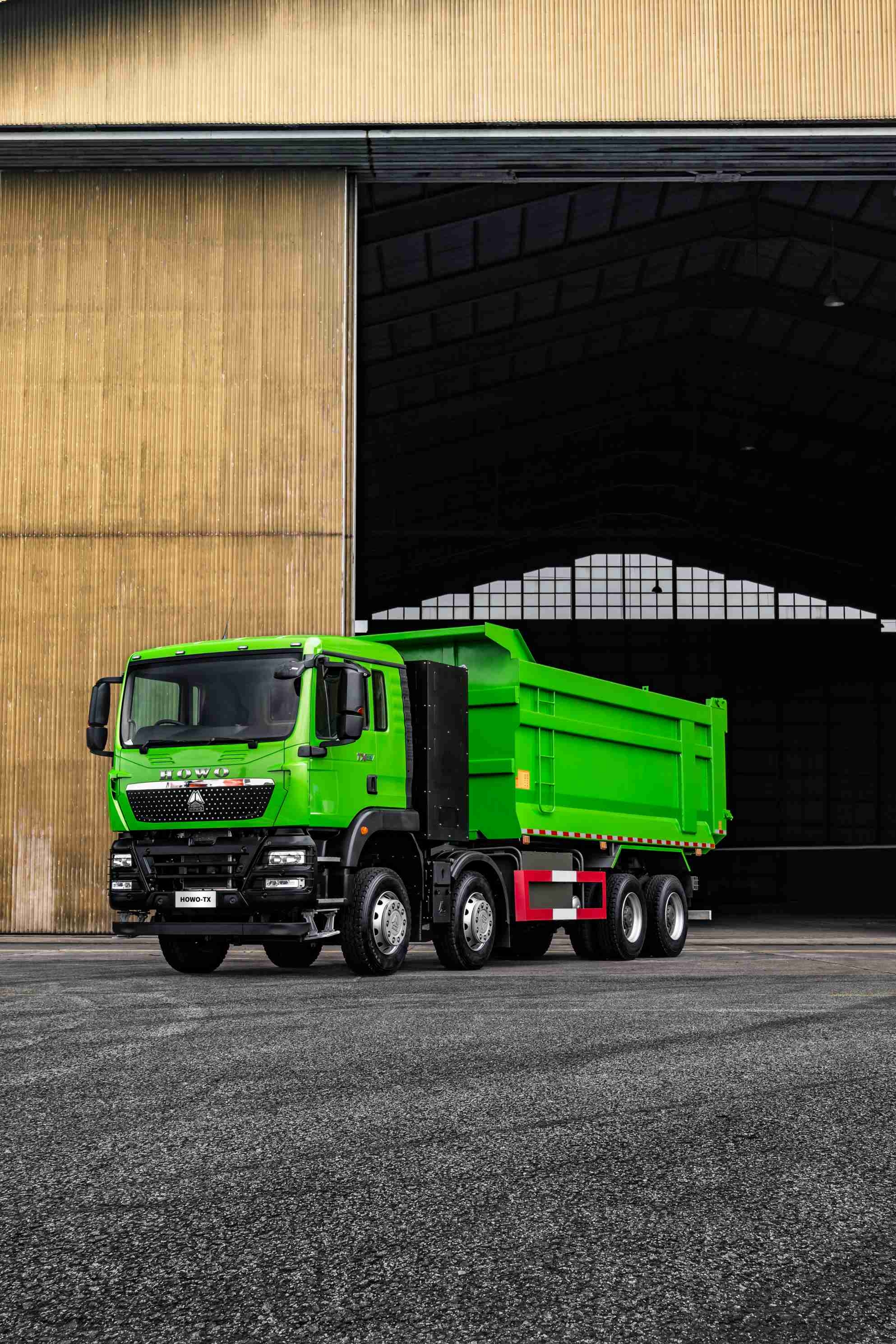 HOWO-TX EV 8x4 Tipper (3)