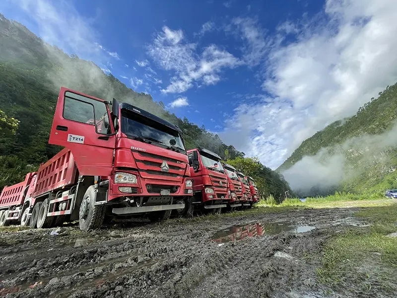 HOWO重卡，运营12年，仍是“少年”